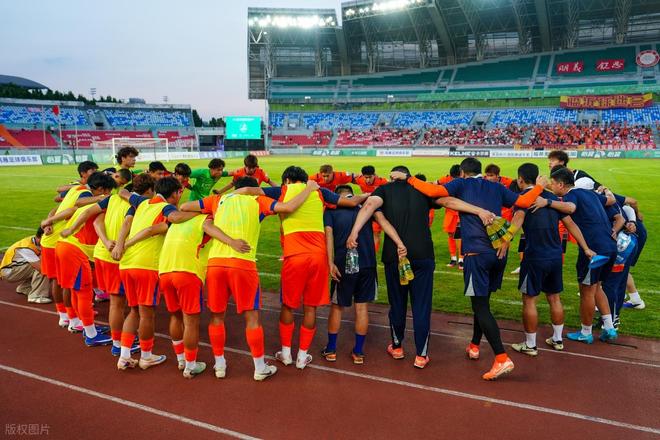 中超无欲无求、亚冠遭禁赛，泰山全部重心该押在B队冲甲上
